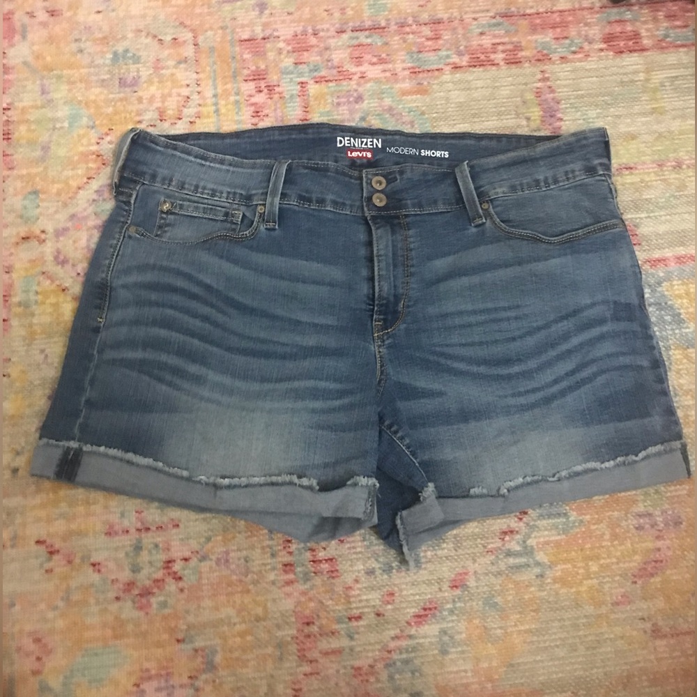 Levi’s Jean shorts